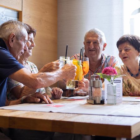 Gasthof Hotel Jaegerwirt Strasswalchen Zewnętrze zdjęcie