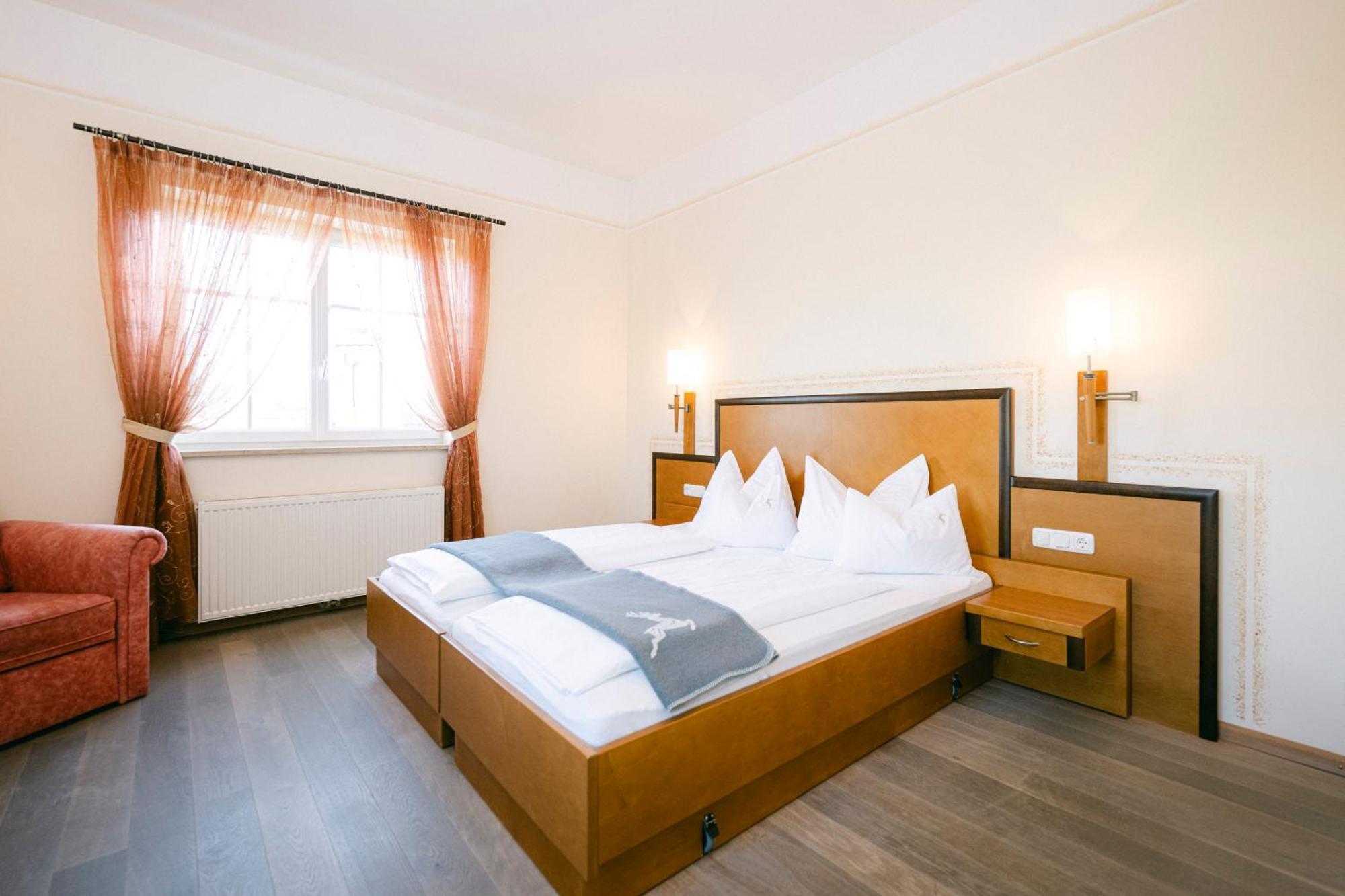 Gasthof Hotel Jaegerwirt Strasswalchen Zewnętrze zdjęcie